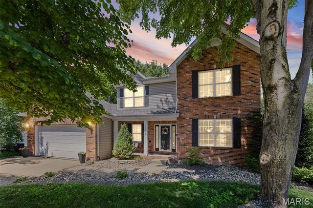 1605 Maplewood Court, Edwardsville, IL 62025