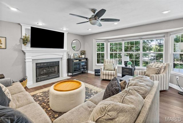 1605 Maplewood Court, Edwardsville, IL 62025
