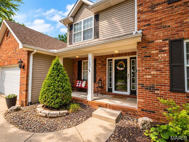 1605 Maplewood Court, Edwardsville, IL 62025