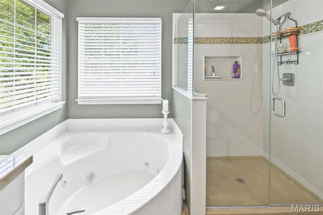 1605 Maplewood Court, Edwardsville, IL 62025