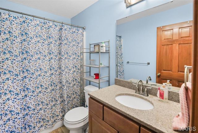 1605 Maplewood Court, Edwardsville, IL 62025