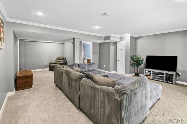 1605 Maplewood Court, Edwardsville, IL 62025