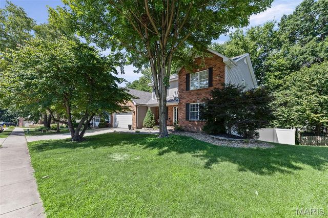 1605 Maplewood Court, Edwardsville, IL 62025