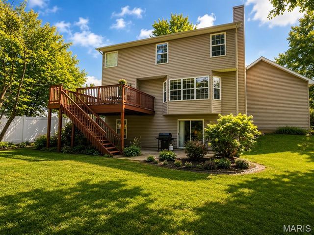 1605 Maplewood Court, Edwardsville, IL 62025