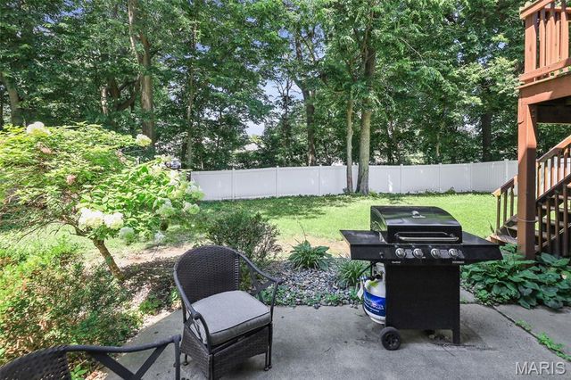 1605 Maplewood Court, Edwardsville, IL 62025