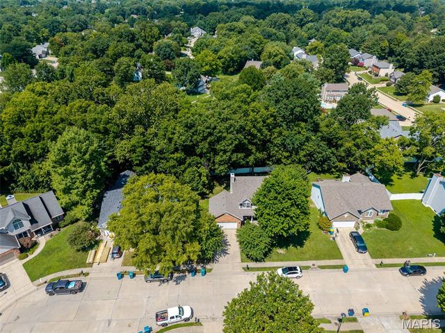 1605 Maplewood Court, Edwardsville, IL 62025
