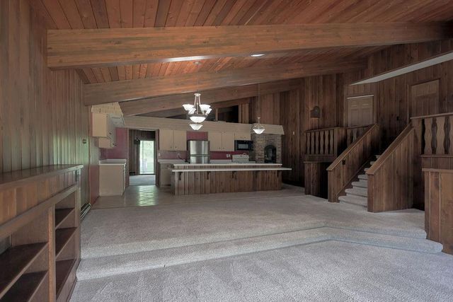 507 Park View Drive, Mount Horeb, WI 53572