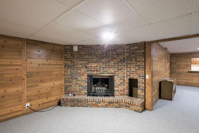 507 Park View Drive, Mount Horeb, WI 53572