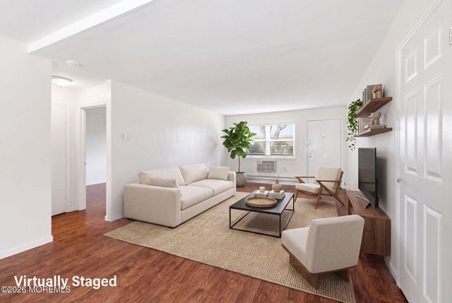 89 White Street C, Eatontown, NJ 07724