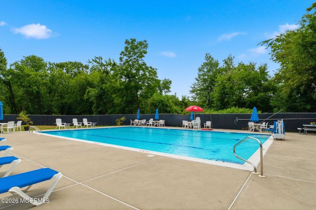 89 White Street C, Eatontown, NJ 07724