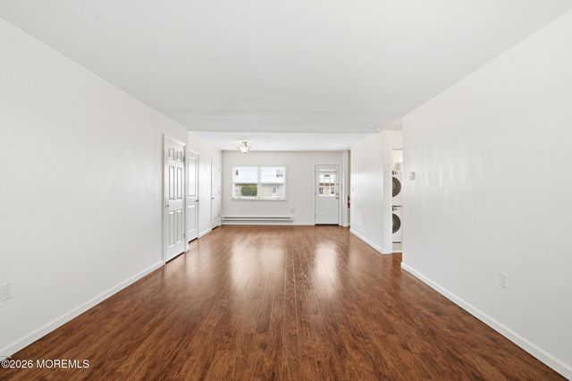 89 White Street C, Eatontown, NJ 07724