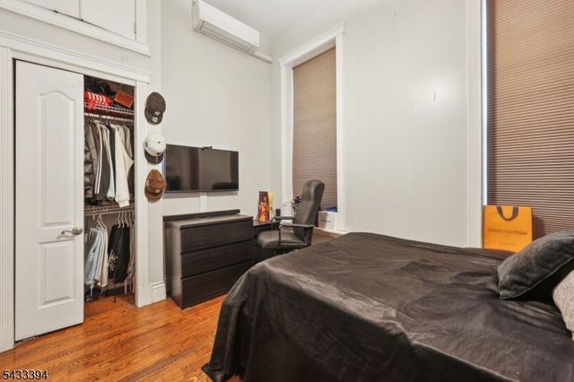 105 Jefferson St, Newark City, NJ 07105