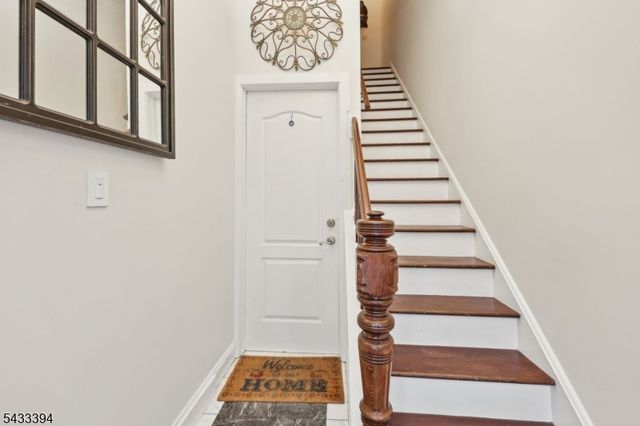 105 Jefferson St, Newark City, NJ 07105