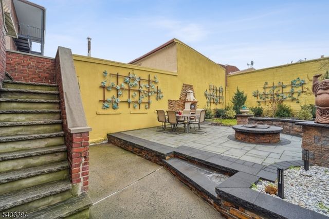 105 Jefferson St, Newark City, NJ 07105