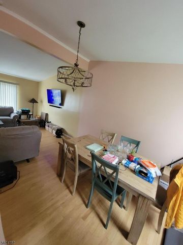 139 Throckmorton Ln, Old Bridge Twp., NJ 08857