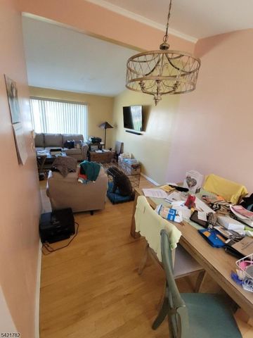 139 Throckmorton Ln, Old Bridge Twp., NJ 08857