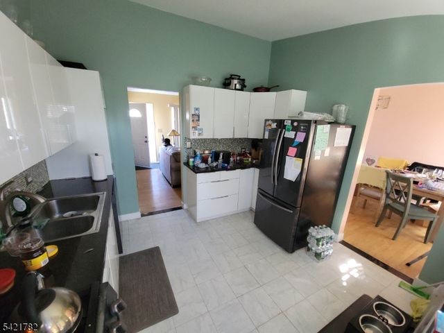 139 Throckmorton Ln, Old Bridge Twp., NJ 08857