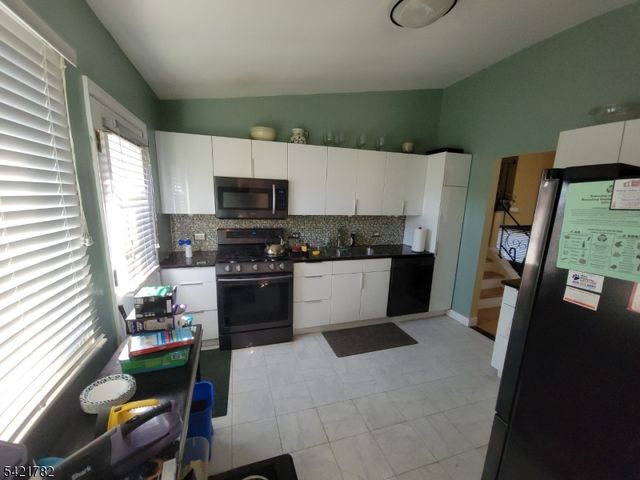 139 Throckmorton Ln, Old Bridge Twp., NJ 08857