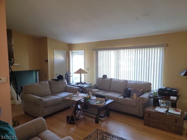 139 Throckmorton Ln, Old Bridge Twp., NJ 08857