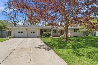 1114 Miami Road, Niles City, MI 49120