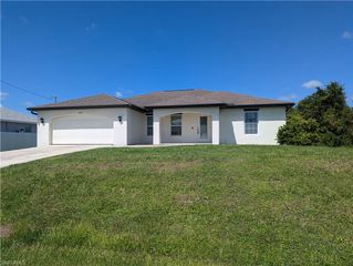 2904 NE 1st AVE, Cape Coral, FL 33909