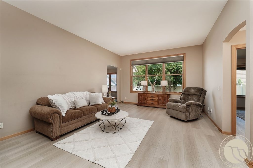 1697 Gleneagles Boulevard, Billings, MT 59105 photo 3