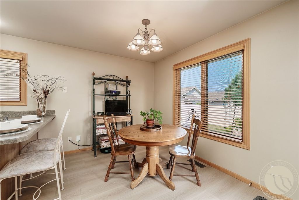 1697 Gleneagles Boulevard, Billings, MT 59105 photo 5