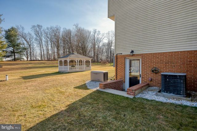 115 PENNY LN, New Freedom, PA 17349