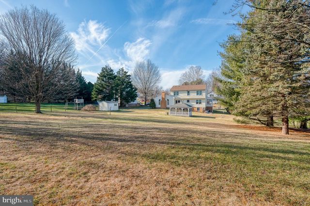 115 PENNY LN, New Freedom, PA 17349