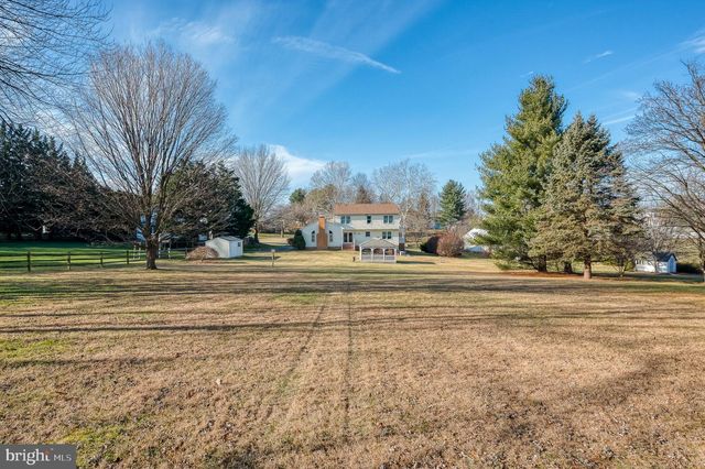 115 PENNY LN, New Freedom, PA 17349