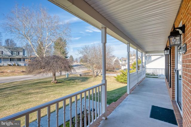 115 PENNY LN, New Freedom, PA 17349