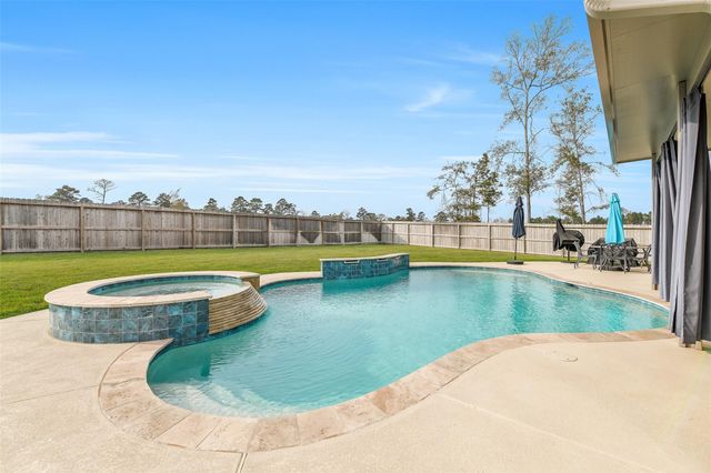 41043 Kimber Lane, Magnolia, TX 77354