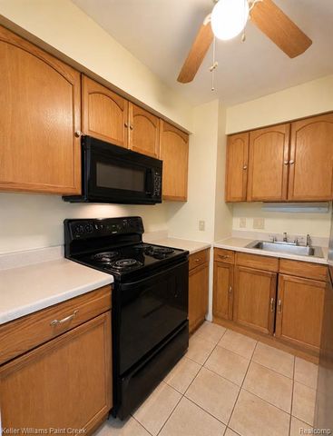 31577 Fraser Drive 2, Fraser, MI 48026