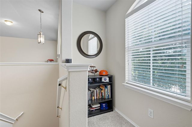 381 Bloomsbury DR, Kyle, TX 78640