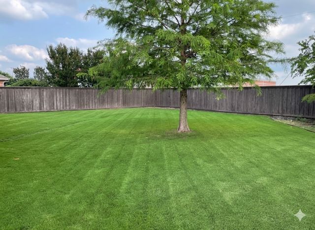 326 Sagebrush Lane, Waxahachie, TX 75165