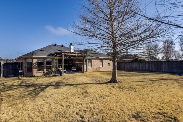 326 Sagebrush Lane, Waxahachie, TX 75165