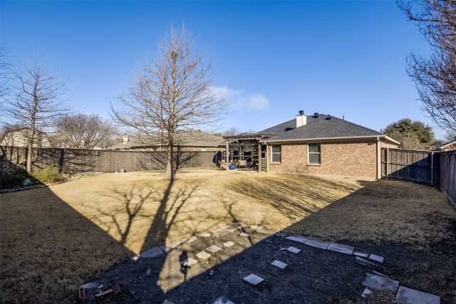 326 Sagebrush Lane, Waxahachie, TX 75165