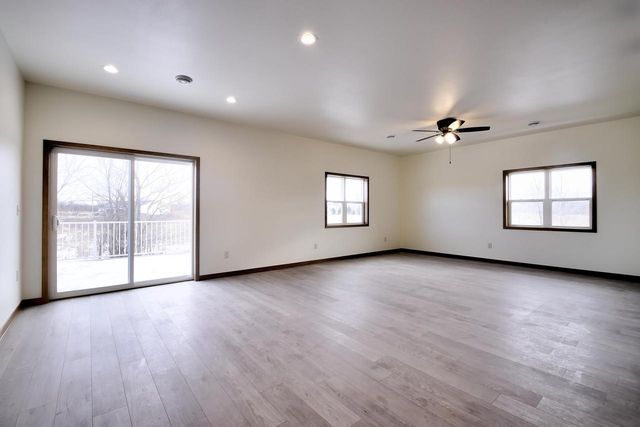 1322 Kettle DRIVE, Kewaskum, WI 53040