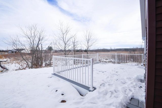 1322 Kettle DRIVE, Kewaskum, WI 53040