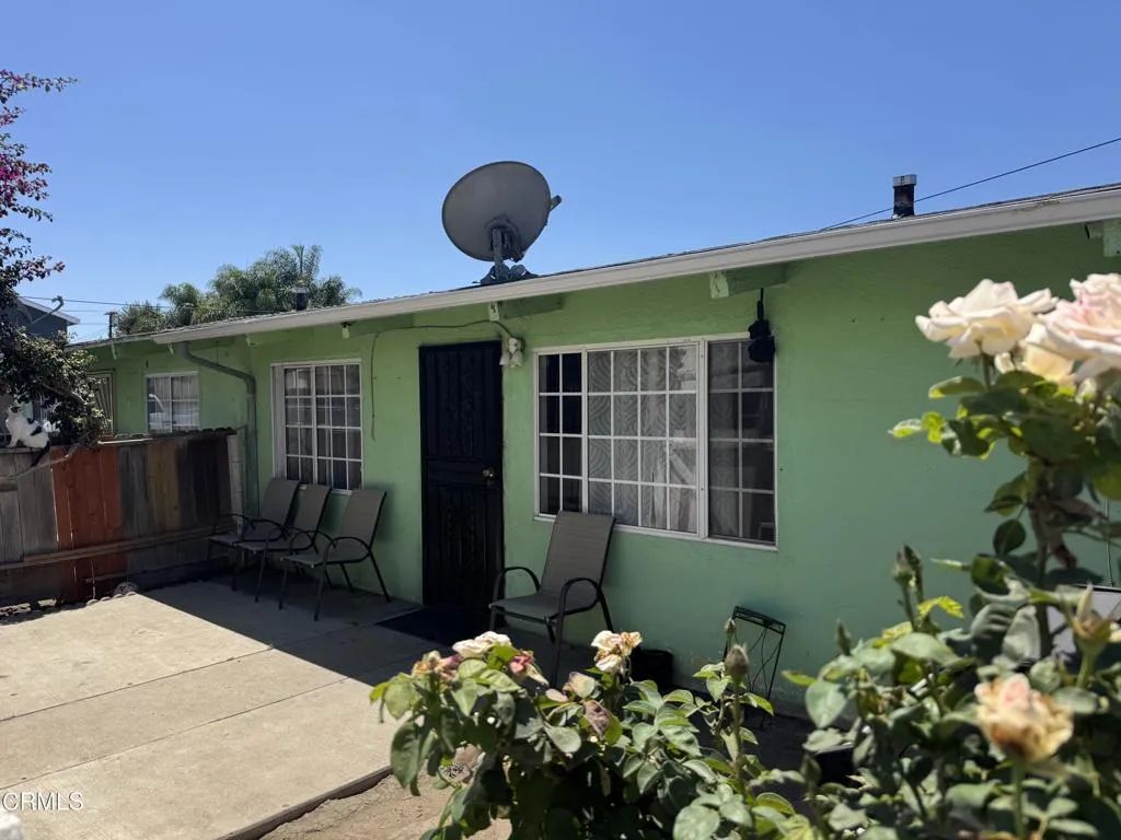 1052 N Wilmington Boulevard, Wilmington, CA 90744