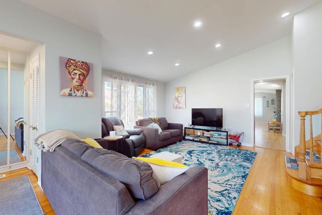 9131 Kilbourn Avenue, Skokie, IL 60076