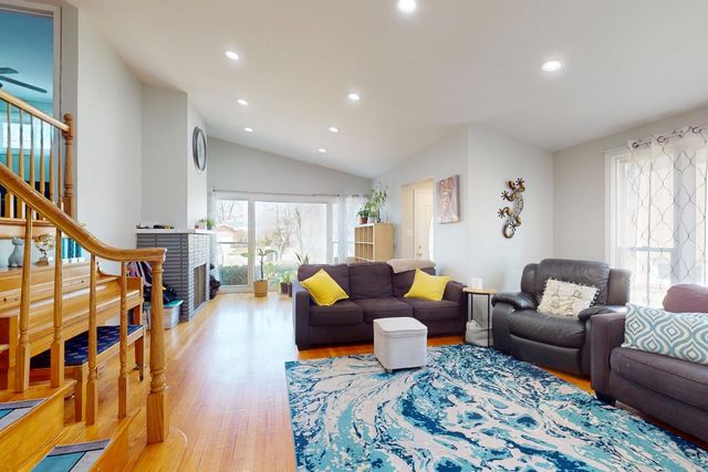 9131 Kilbourn Avenue, Skokie, IL 60076