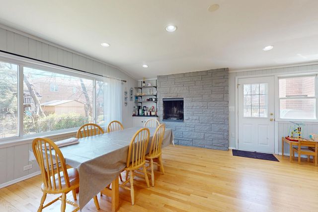 9131 Kilbourn Avenue, Skokie, IL 60076