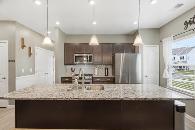 2108 Franks Ct, Columbia, TN 38401