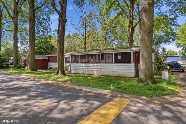 82 MALIBU BLVD, Carlisle, PA 17015