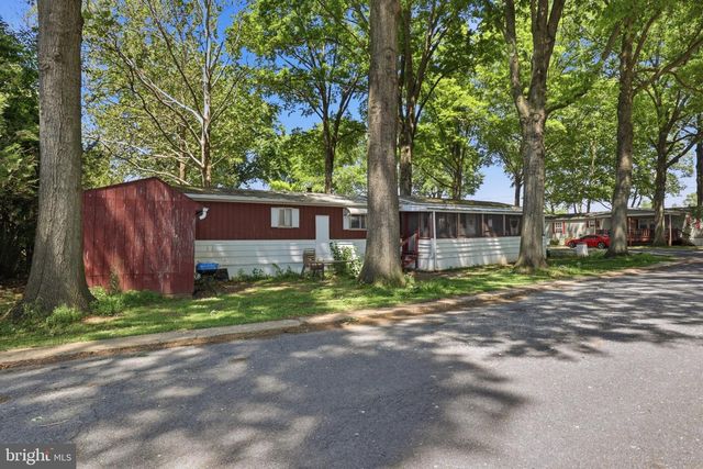 82 MALIBU BLVD, Carlisle, PA 17015