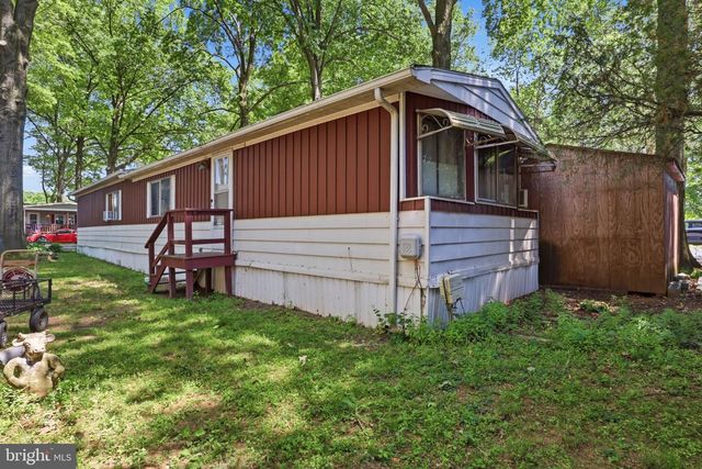 82 MALIBU BLVD, Carlisle, PA 17015
