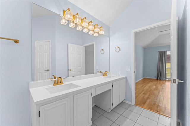 6903 Hawaii Lane, Arlington, TX 76016