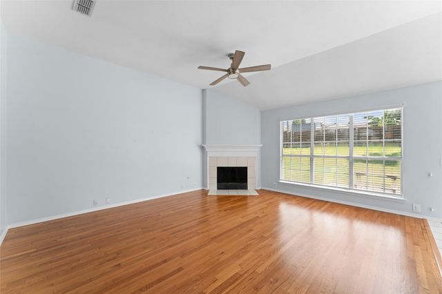 6903 Hawaii Lane, Arlington, TX 76016