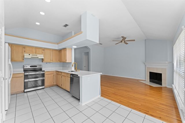 6903 Hawaii Lane, Arlington, TX 76016